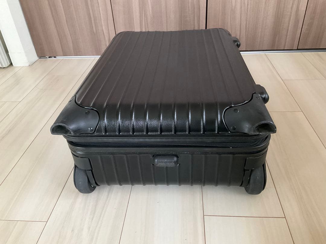 RIMOWA サルサ　ブラック キャリーケース