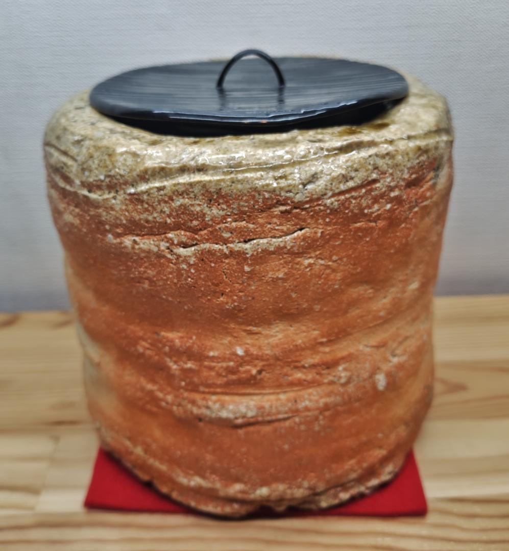 送料込【逢絢亭】茶道具 水指 信楽焼 銘「吉野川」立花大亀書付 杉本貞光 共箱