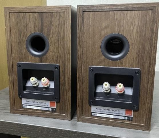 DALI SPEKTOR 1 ダリ　スピーカー