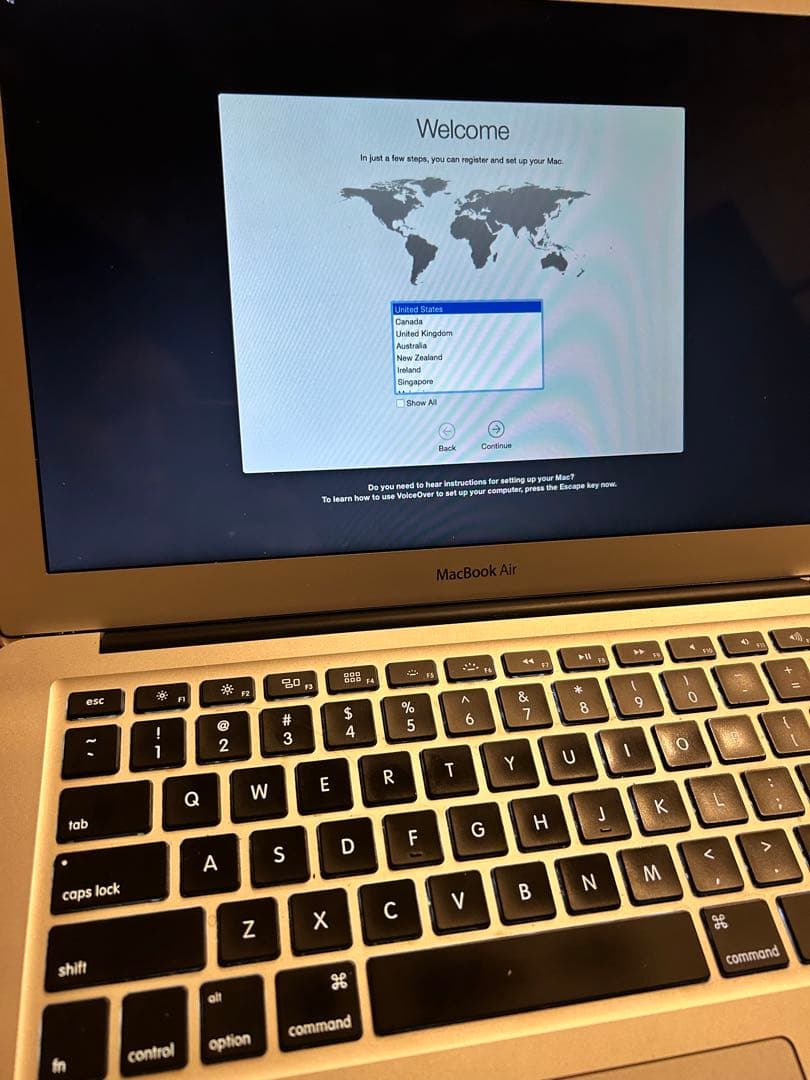 MacBook本体 Apple MacBook Air 1.7GHz i7 8GB