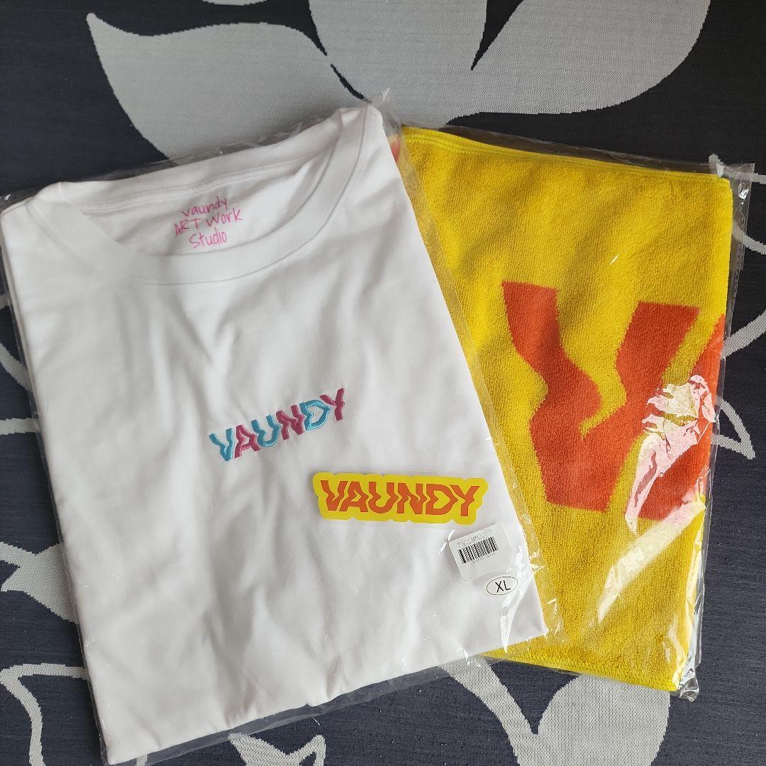 VAUNDY Tシャツ XL ホワイト & タオル イエロー&ステッカー