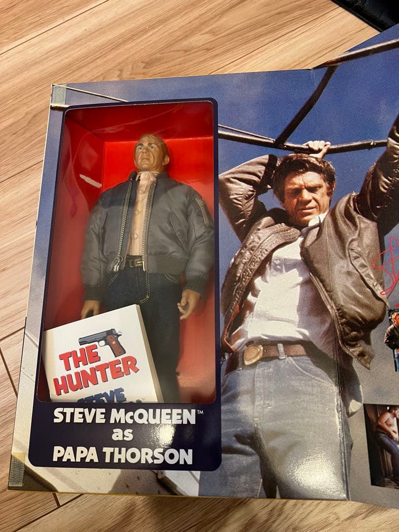 トイズマッコイ　THE HUNTER スティーブマックイーン　フィギュア