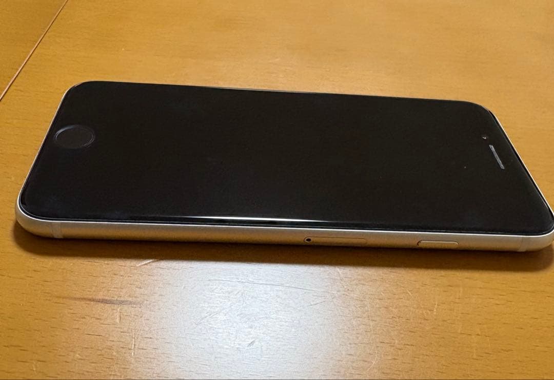 iPhone SE 第3世代