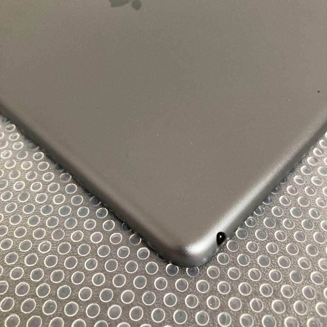 2924【早い者勝ち】電池良好☆iPad8 第8世代 32GB WIFIモデル☆