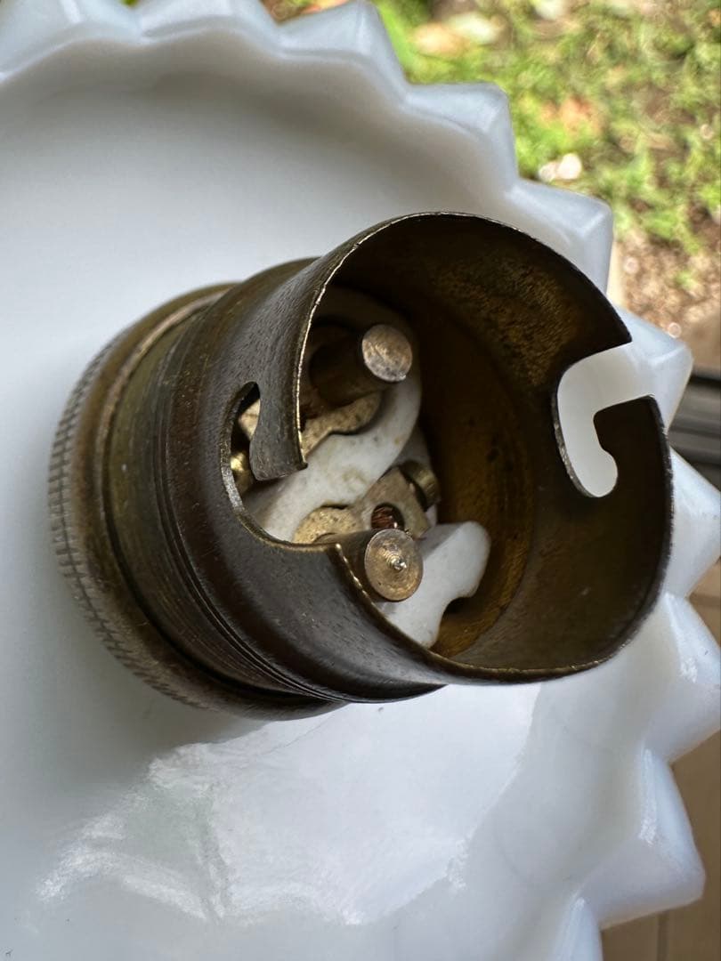 20年代 フランス アンティーク オパリンミルクガラスの螺旋模様アトリエランプ＊