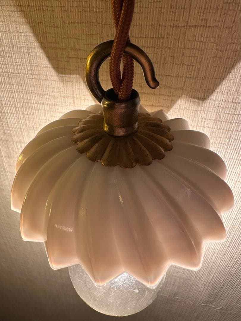 20年代 フランス アンティーク オパリンミルクガラスの螺旋模様アトリエランプ＊