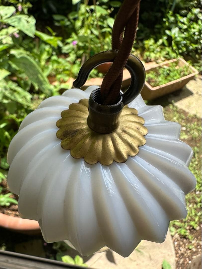 20年代 フランス アンティーク オパリンミルクガラスの螺旋模様アトリエランプ＊