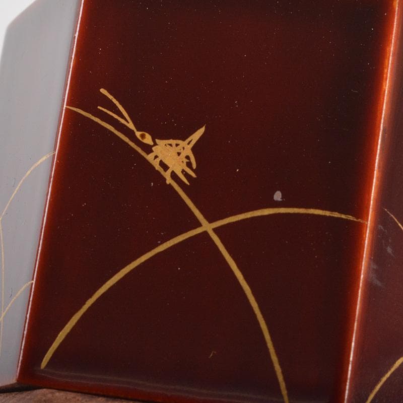 加賀蒔絵師　川上峰春作　螺鈿装飾　鈴虫蒔絵　六角香合　共布共箱　M　R7352