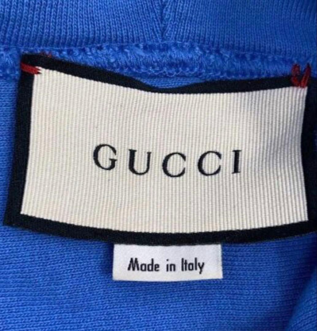 GUCCI 青 パーカー ロゴ刺繍