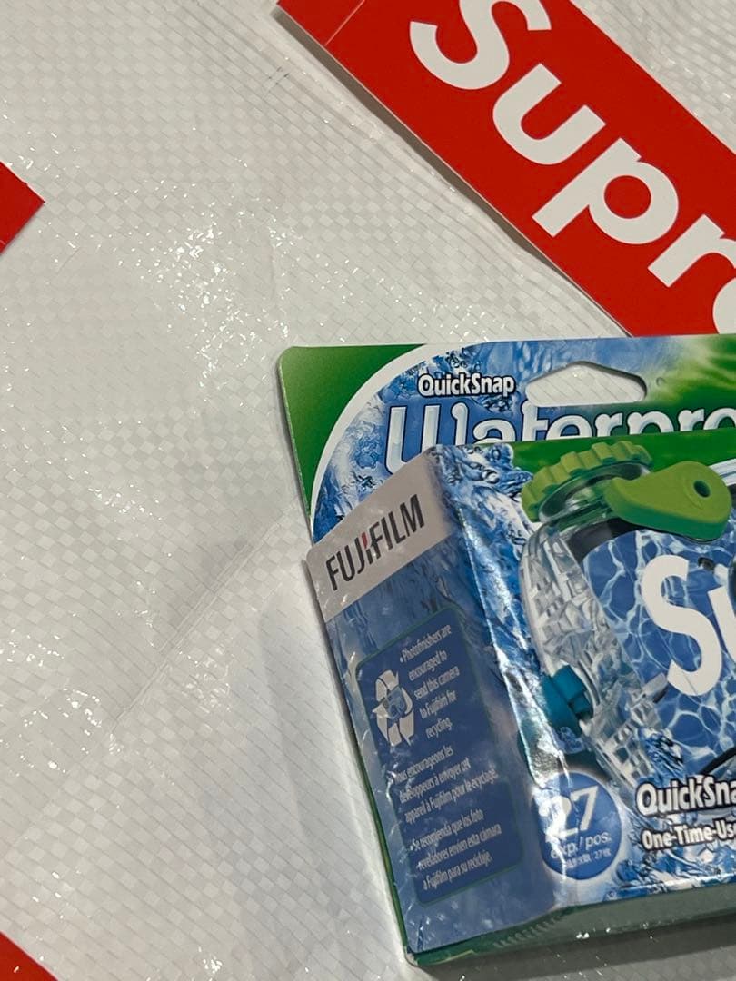 Supreme FujiFilm Waterproof Camera 使い捨て