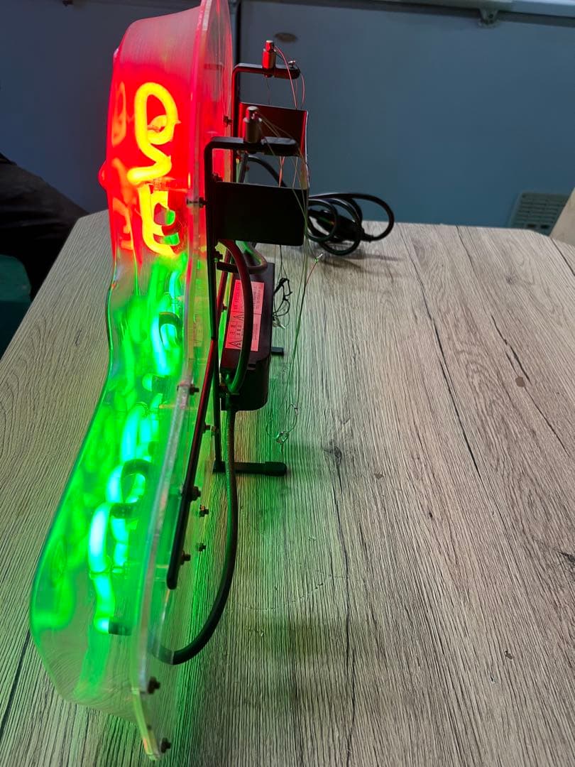 ハイネケン ガラス ネオン管 ビル 電飾 看板