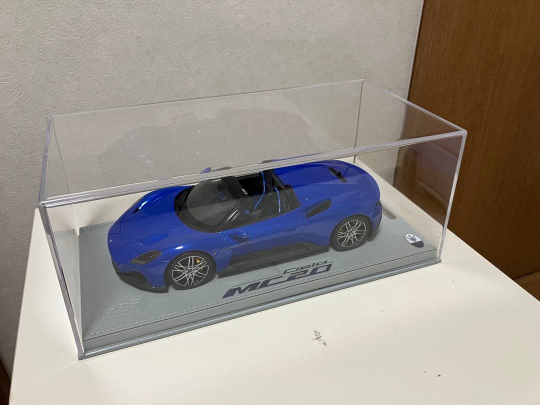 1/18 BBR マセラティMC20 CIELOケース付き