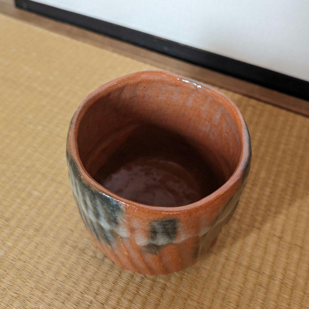抹茶茶碗　黒楽の馬盥と赤楽の筒茶碗　箱なし
