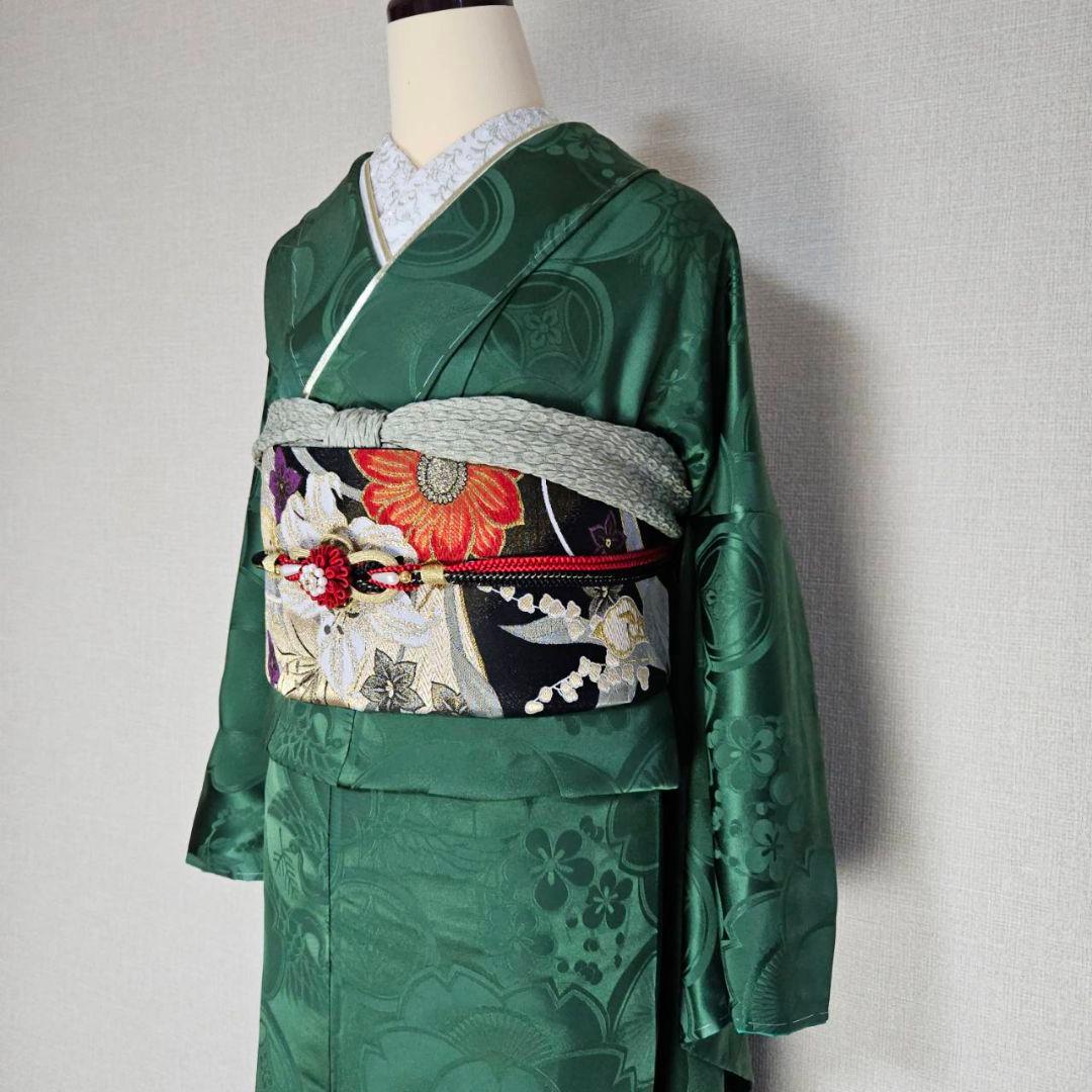 新品未使用　グリーン無地振り袖