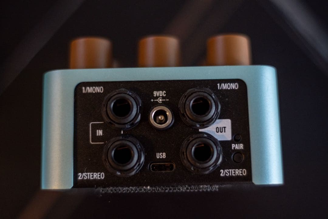 ギター UAFX Del-Verb