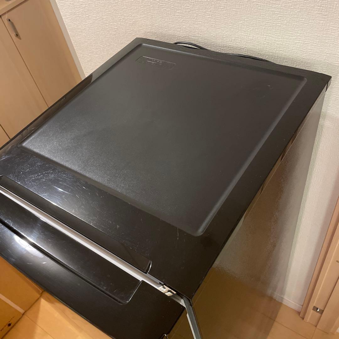 送料込　2023年製　REFAGE 冷凍冷蔵庫 YRZ-F15LK ブラック