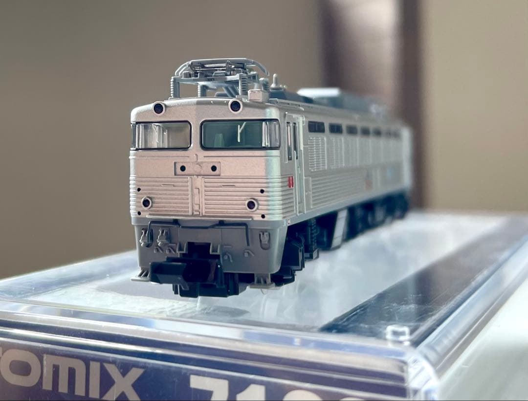 トミックス　7128 EF81 300 銀釜