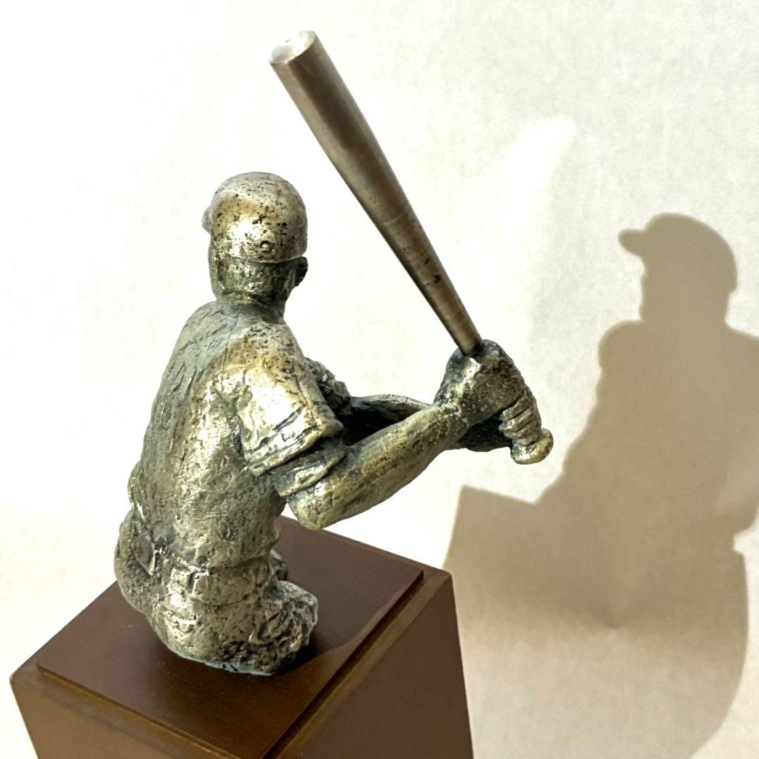 長嶋茂雄引退記念ブロンズ像　3