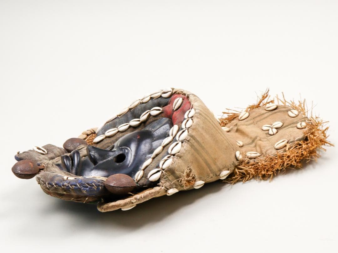 アンゴラ共和国 チョクウェ族 ムカンダ マスク