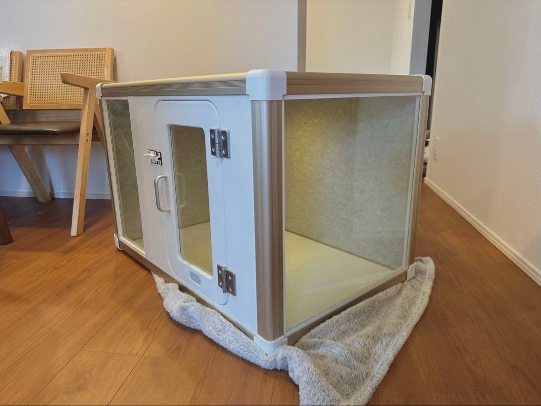 小型犬用透明防音ペットケージ