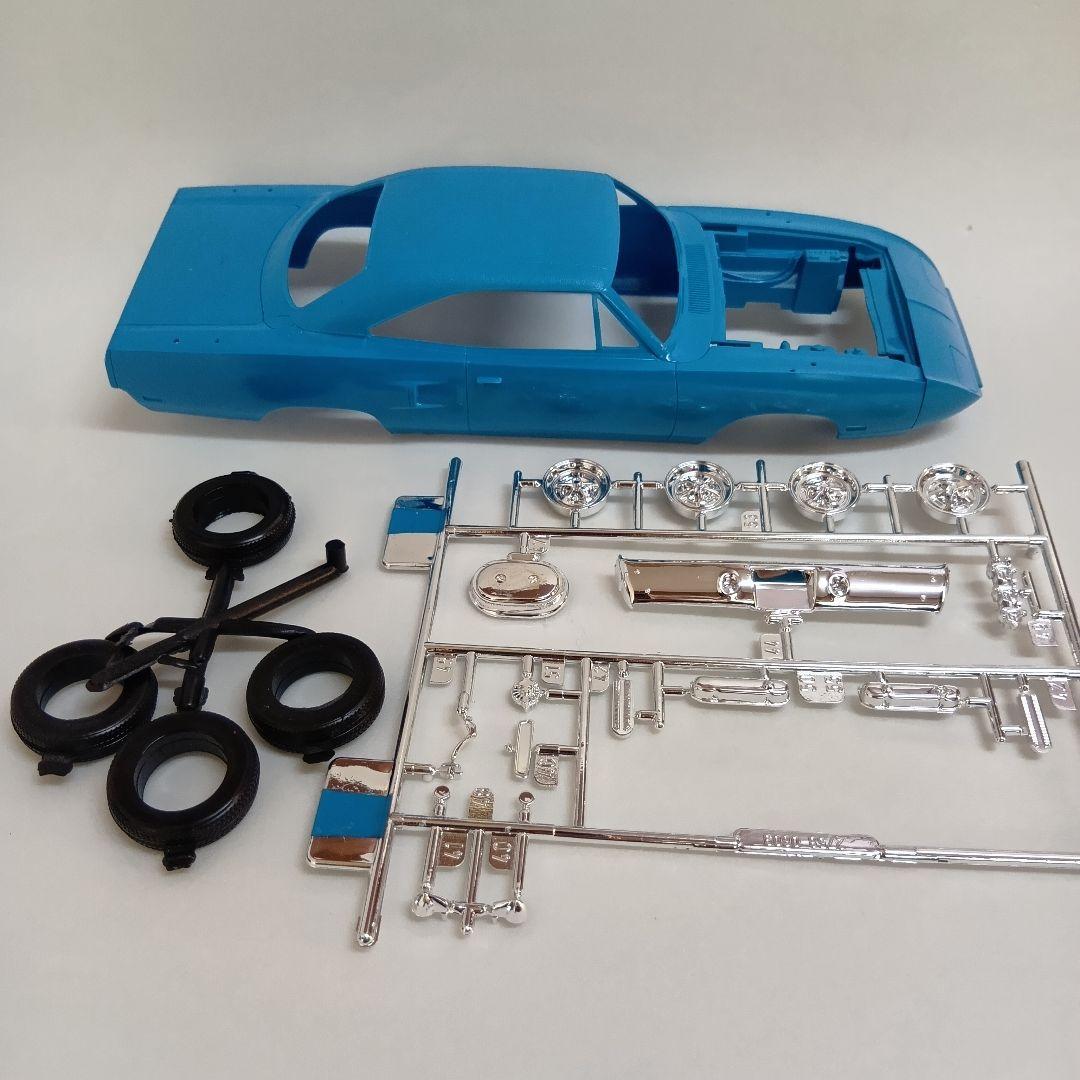 MONOGRAM '70 PLYMOUTH SUPERBIRD プリムス