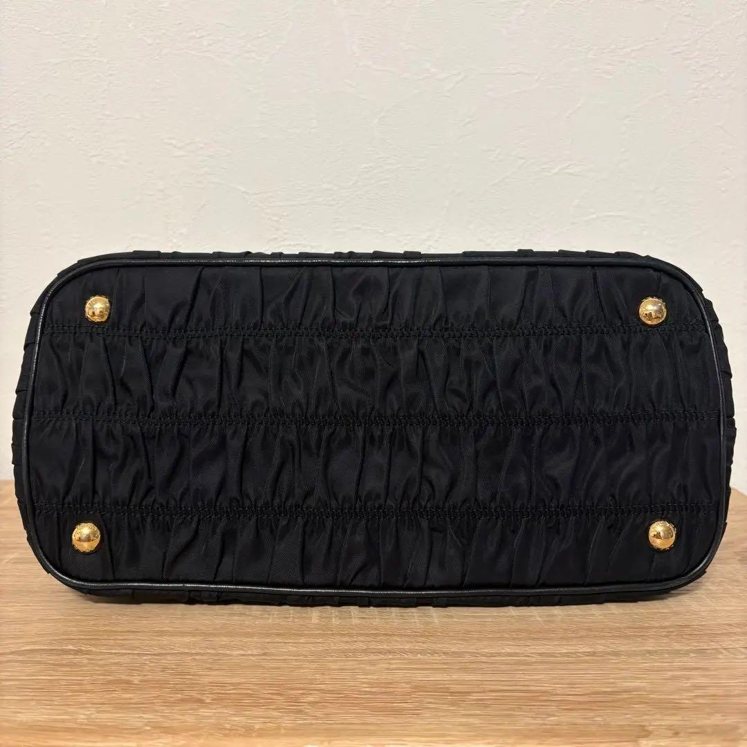 【最終値下げ】PRADA ハンドバッグ　ショルダーバッグ　プラダ　黒　ブラック