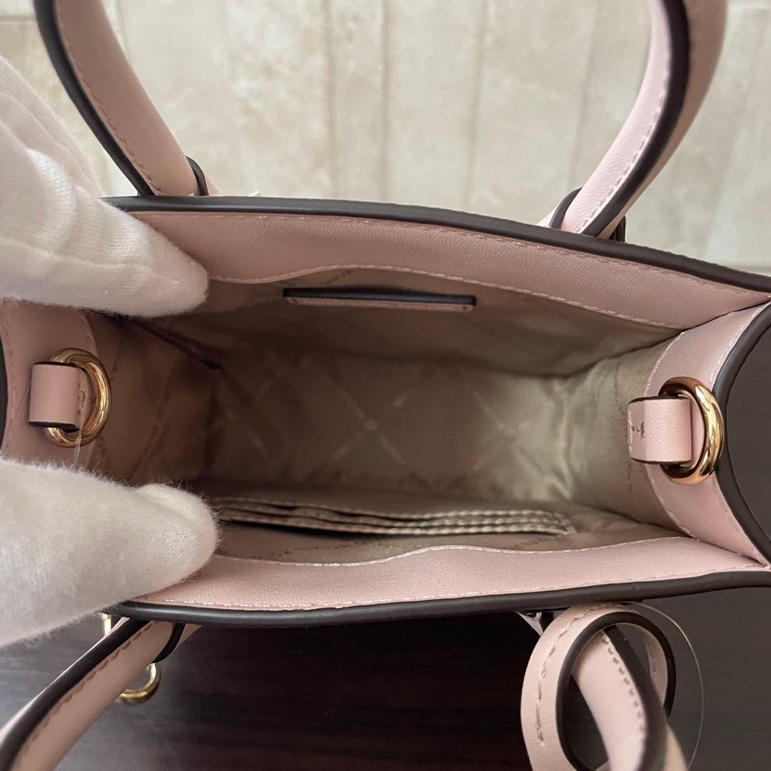 早い者勝ち！訳あり新品 MICHAEL KORS ミニショルダーバッグ