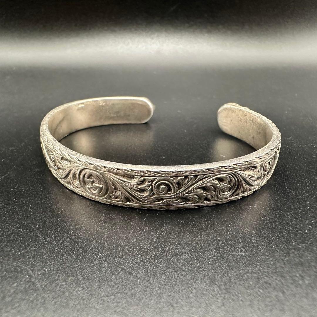 極美品✨　GUCCI　バングル　ブレスレット　キャットヘッド　ロゴ　1490