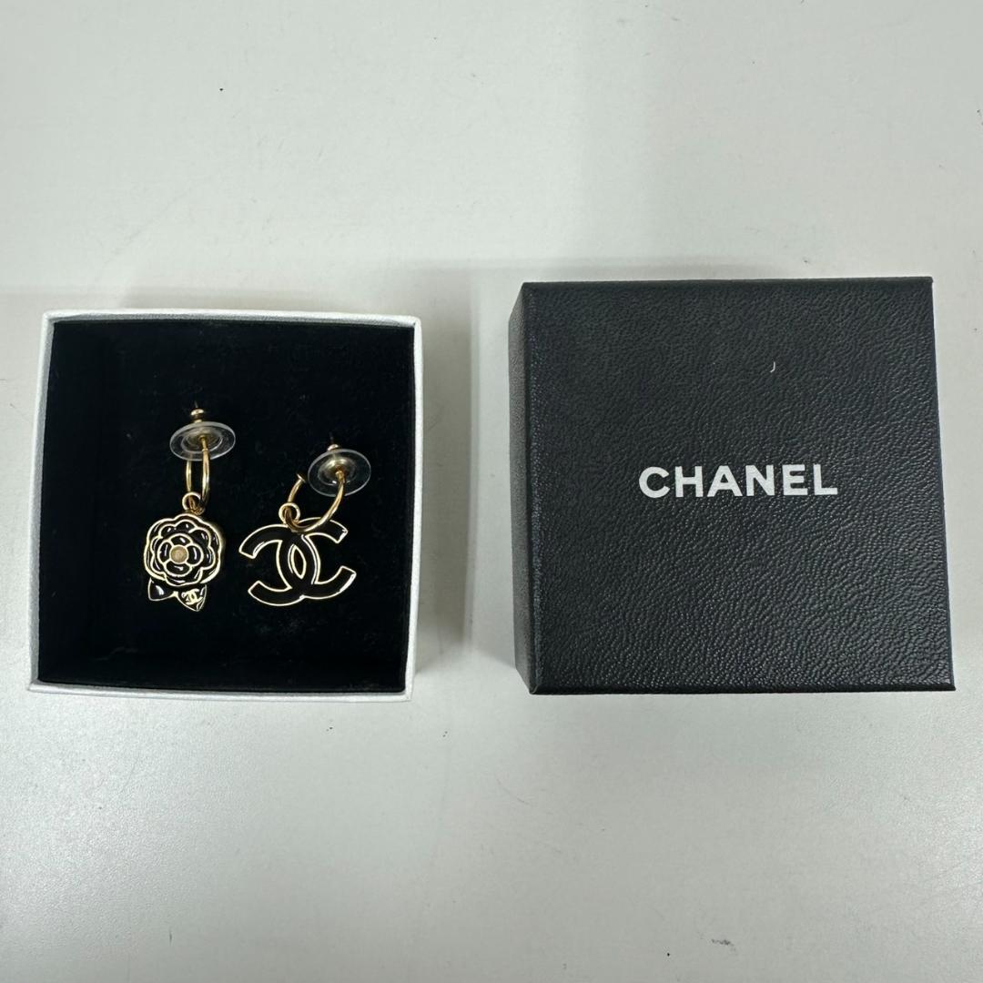 768393/CHANEL　カメリア　スリングピアス