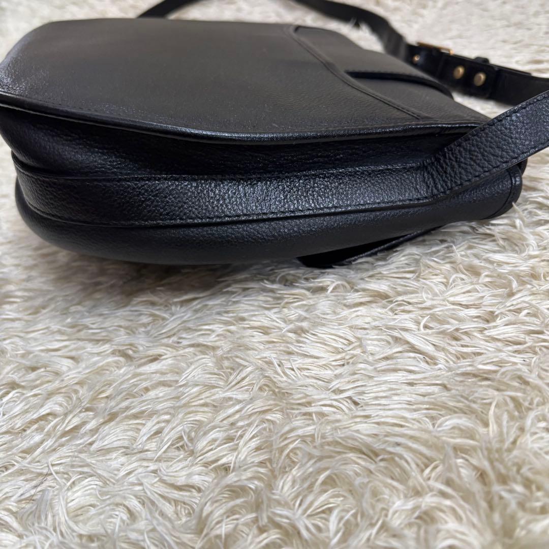 イヴサンローラン YSL ショルダーバッグ カサンドラ レザー 本革 ブラック
