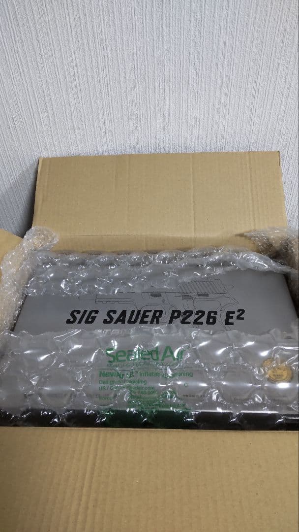 SIG SAUER P226 E2 新品・未使用／貴重／廃盤モデル
