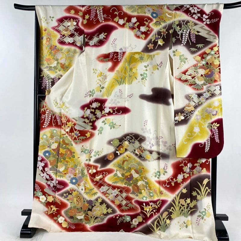 白地 染め分け 古典柄 京友禅 金駒刺繍 振袖