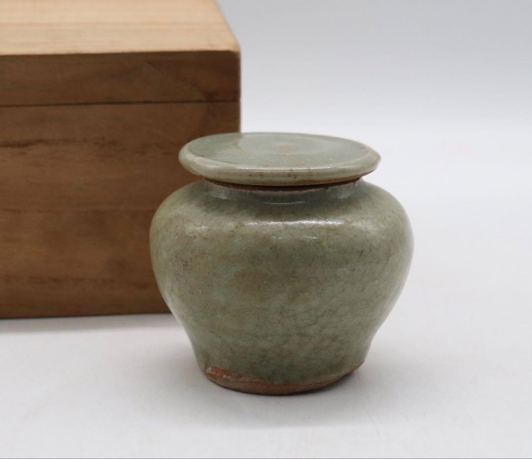 中国　宋時代　青磁小壺　龍泉窯　茶入　木箱付　送料込み250204