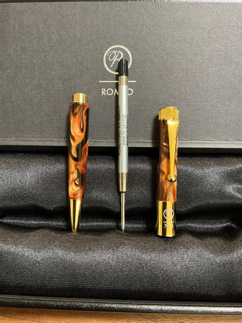 【限定】ＲＯＭＥＯ　ロメオ　Ｎｏ．３ボールペン細軸　オーリックアンバー