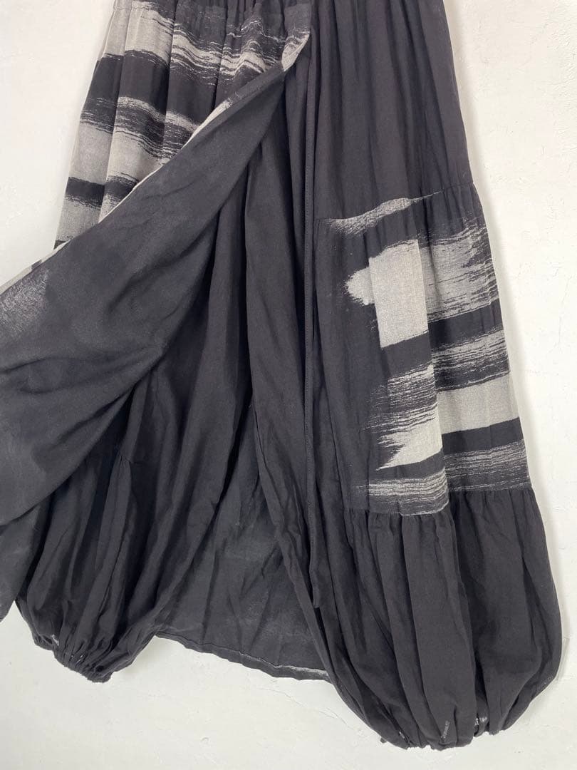 【新品】パンツスカート　タイパンツ　アラジンパンツ　男女兼用　ブラック