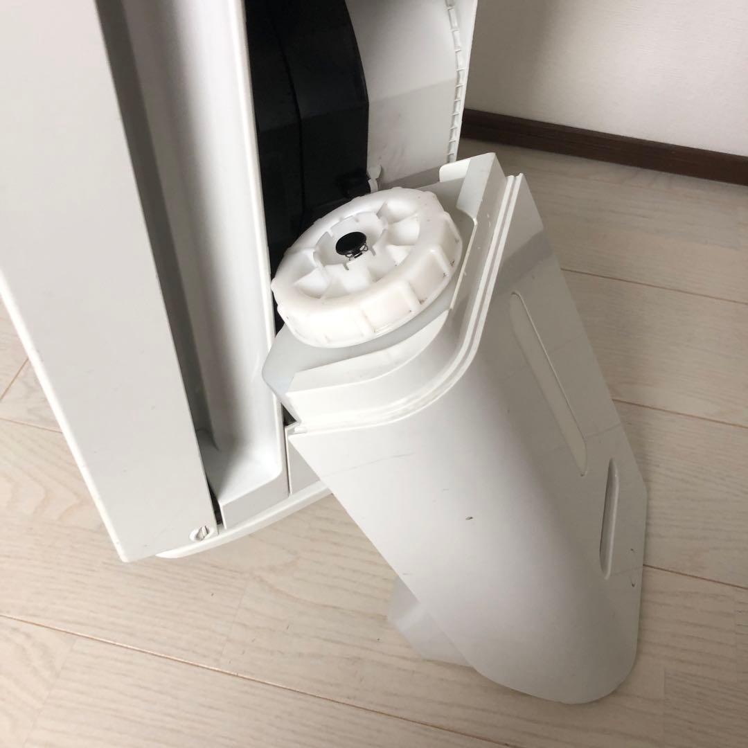 ダイキンMCK70WBK-W 空気清浄機 ホワイト　キャスター付き