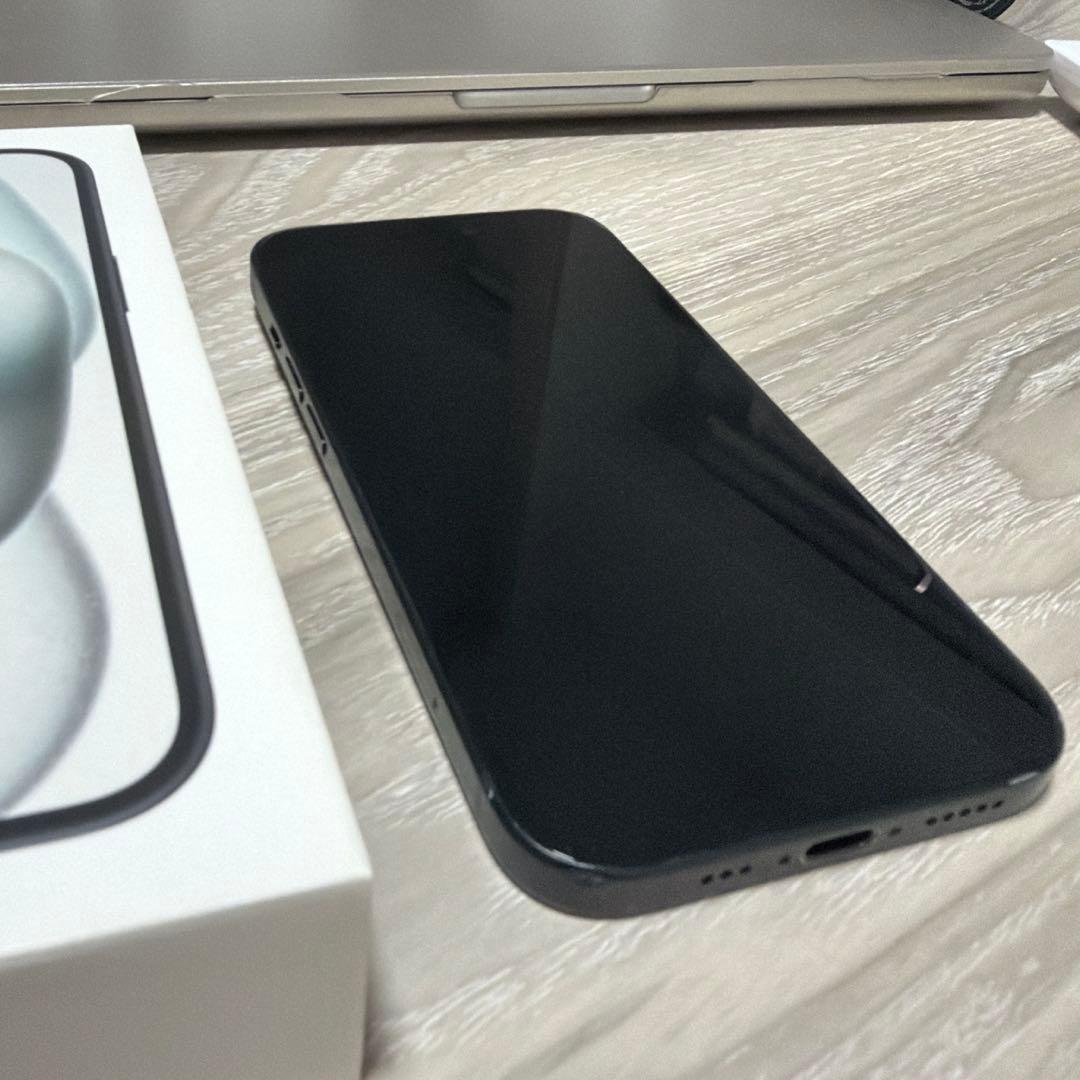 iPhone15 256GB ブラック MTMN3J/A SIMフリー