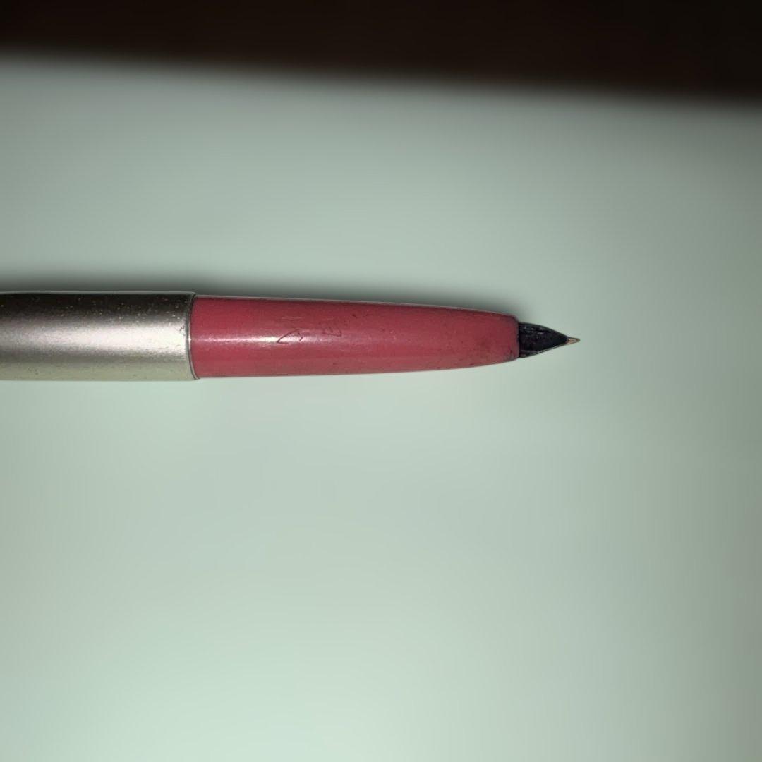 万年筆K18だと思います。