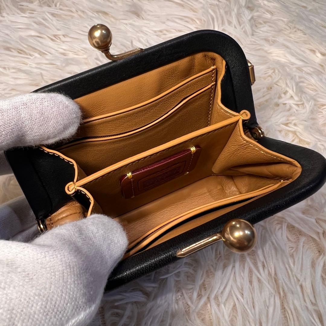 新品・未使用　※難あり　COACH キスロック ケース　がま口財布　レザー