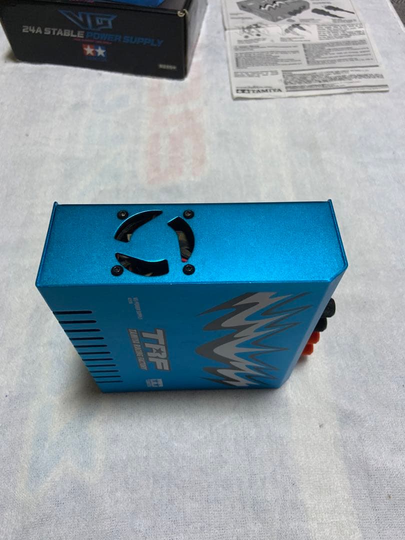 タミヤVG 24A パワーサプライ TRF 安定化電源