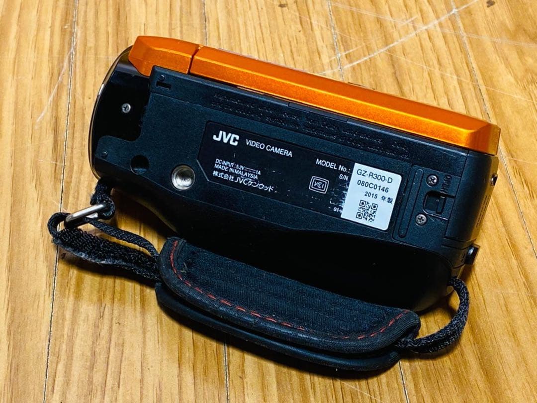 JVC ビデオカメラ オレンジ GZ-R300-D 2015年制