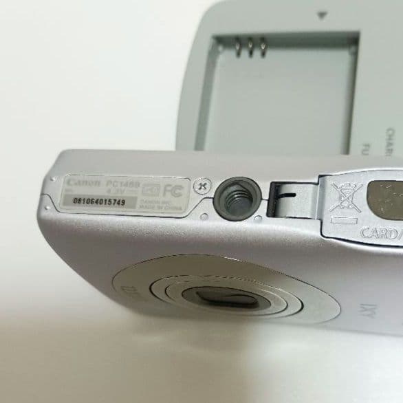 Canon キャノン　IXY200F コンパクトデジタルカメラ　PC1469