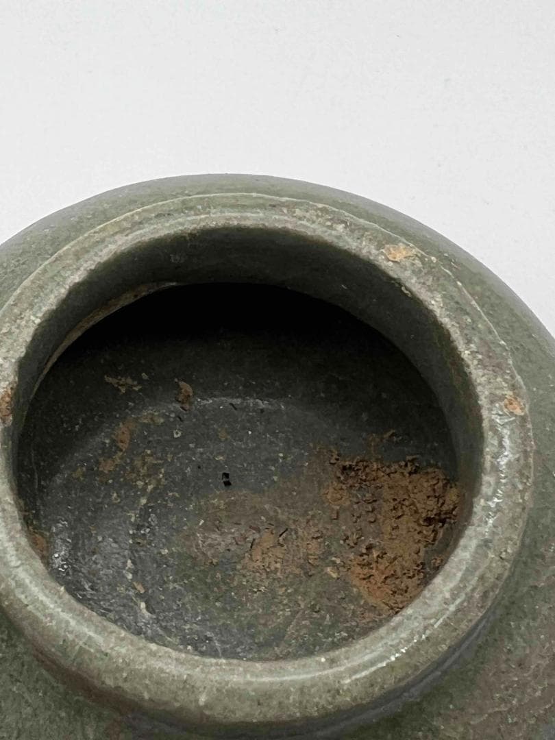 宋から元時代 青磁 龍泉窯刻花文壺　蓋付き　一対　茶入　茶道具(A-83)