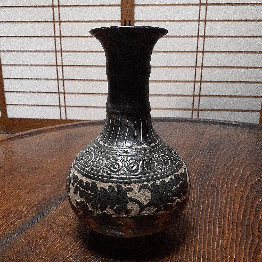 訳有り中国磁州窯陽刻花瓶