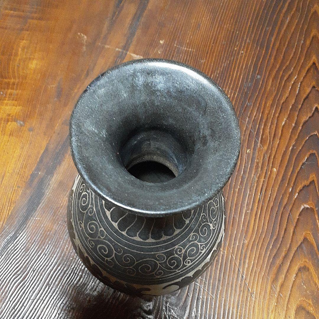 訳有り中国磁州窯陽刻花瓶