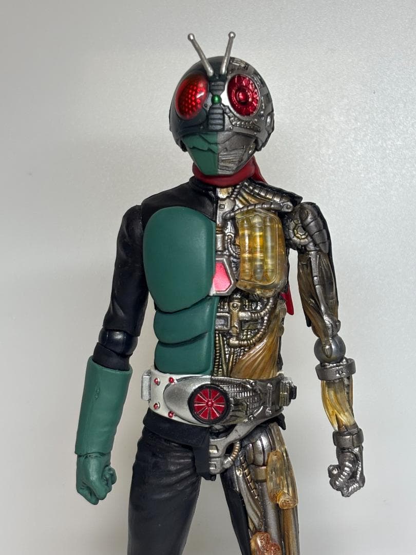 可動改造： INTERNAL STRUCTURE 仮面ライダー