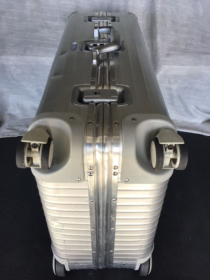 希少　リモワ　トパーズ　ビンテージサイドハンドル4輪の商品です。