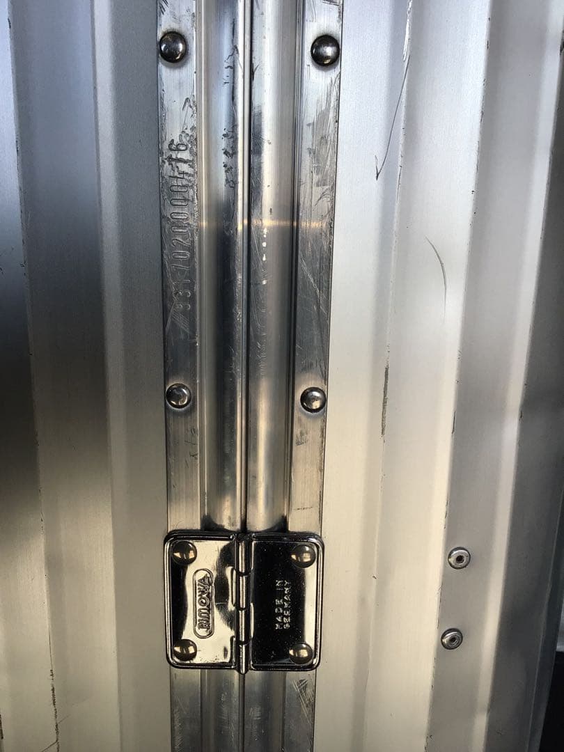 希少　リモワ　トパーズ　ビンテージサイドハンドル4輪の商品です。