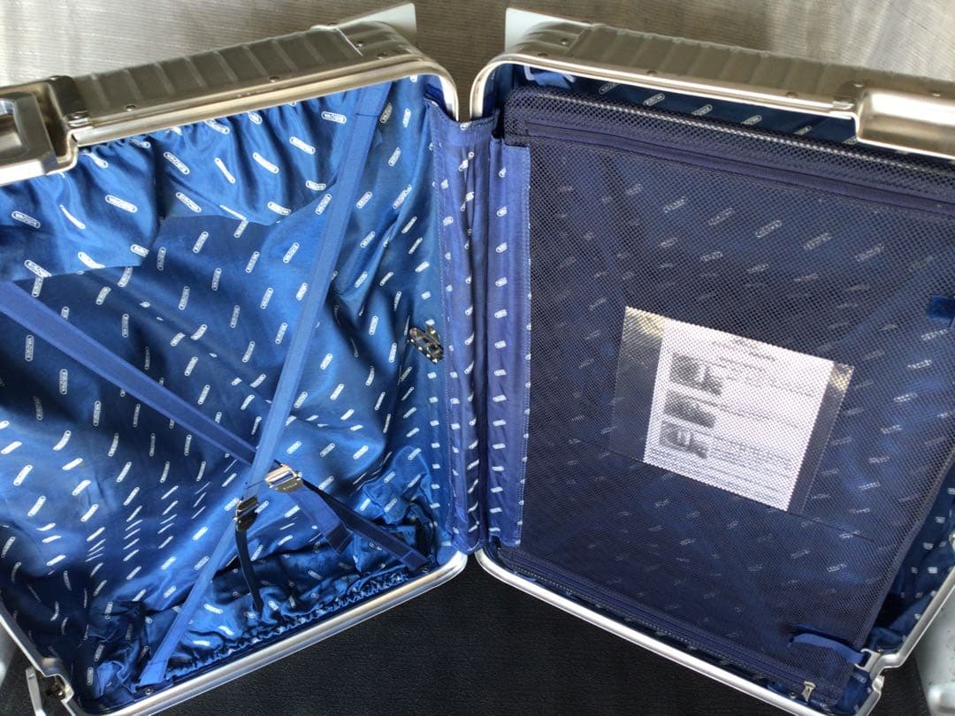 希少　リモワ　トパーズ　ビンテージサイドハンドル4輪の商品です。