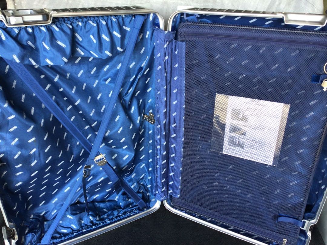 希少　リモワ　トパーズ　ビンテージサイドハンドル4輪の商品です。